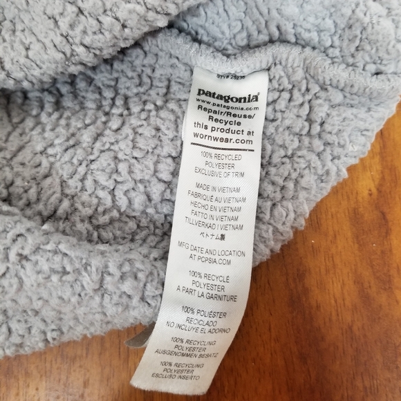 Patagonia Recycle Fabric Women's Small Gray Sherpa 1/4 Zip-Up Sweatshirt - Picture 10 of 11